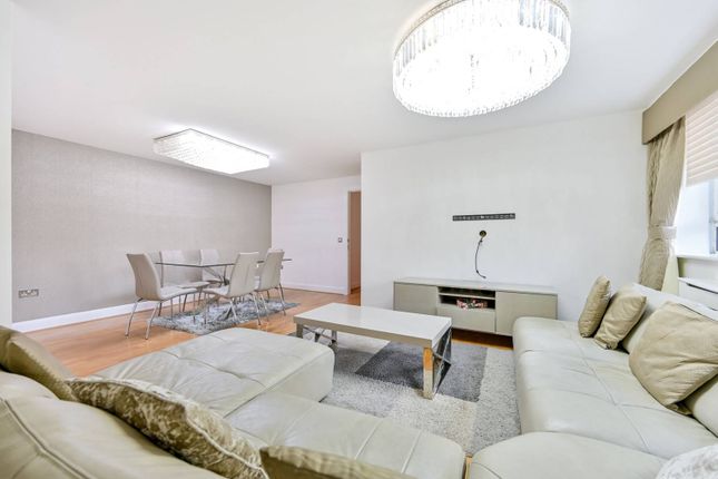Mercury House, Park Royal, London, W5 3 bed flat for sale