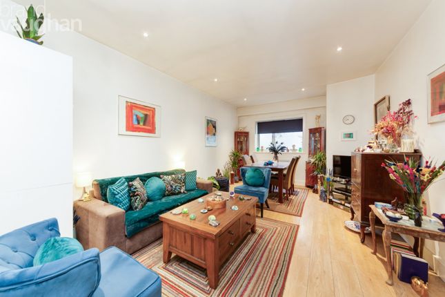 Arthur Street, Hove, East Sussex, BN3 2 bed flat for sale