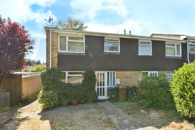 Hereward Close, Romsey, Hampshire 3 bed end of terrace house for sale