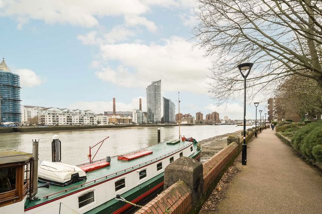 3 bedroom flat for sale