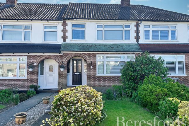 Brierley Close, Hornchurch, RM11 3 bed terraced house for sale