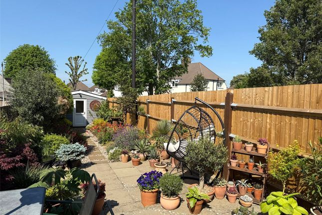 Watling Street, Dartford, Kent, DA2 1 bed maisonette for sale