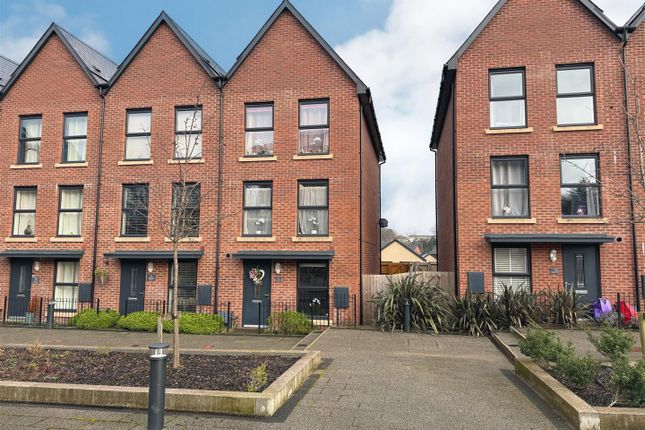 Kingdom Court, Chepstow NP16 4 bed townhouse for sale