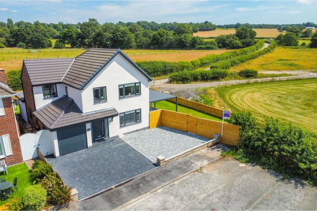 4 bed detached house