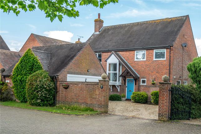 4 bed detached house