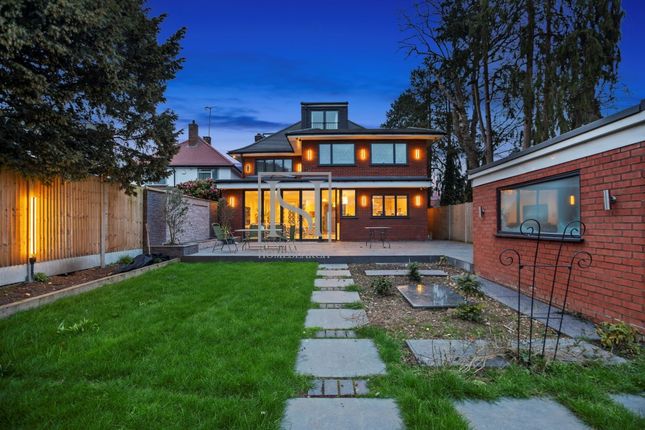 Robin Hood Lane, SW15 8 bed detached house for sale
