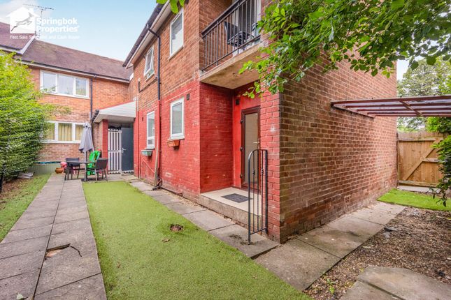 1 bedroom ground floor flat for sale
