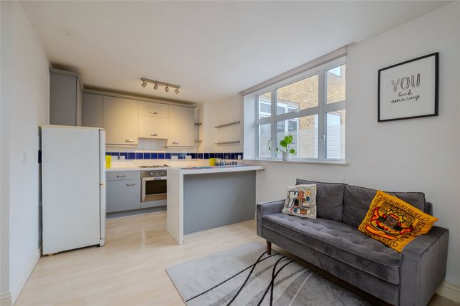 Streatham Hill, London SW2 1 bed apartment for sale