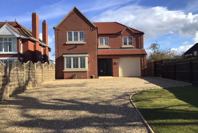 4 bed detached house