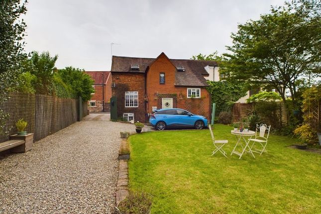 24, Duke Street, Broseley TF12 3 bed cottage for sale
