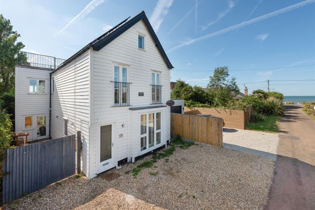 Allan Road, Seasalter, Whitstable 4 bed detached house for sale