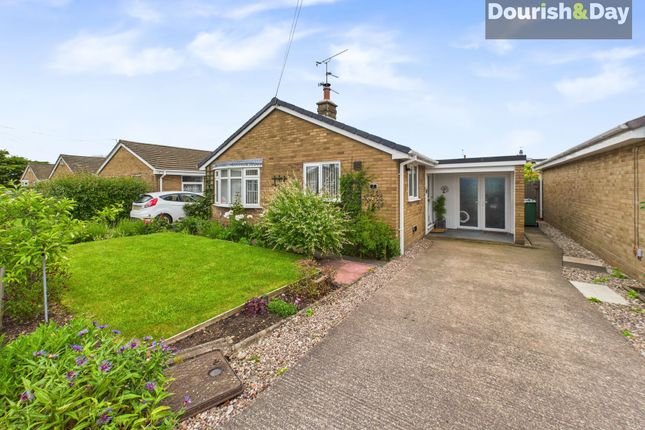 Magnolia Close, Stafford ST18 2 bed detached bungalow for sale