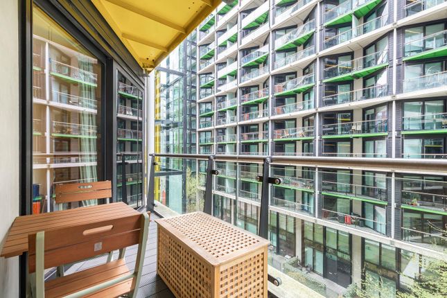 3 Riverlight Quay, Nine Elms... 1 bed flat for sale