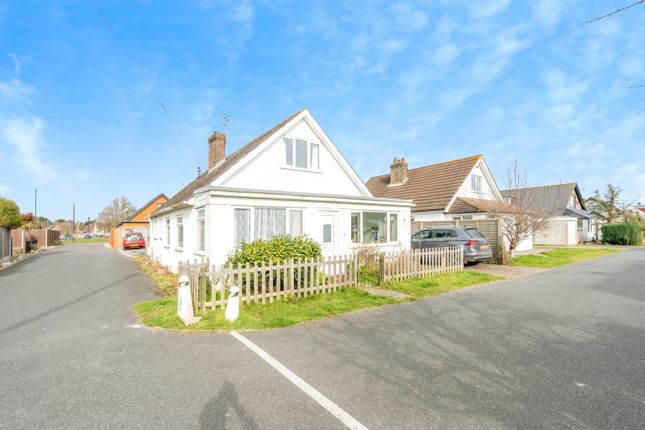 3 bed detached bungalow