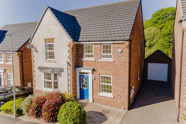 4 bed detached house