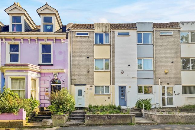 4 bedroom terraced house for sale