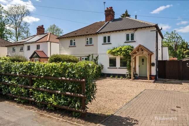 Hatchet Lane, Winkfield, Windsor... 3 bed semi
