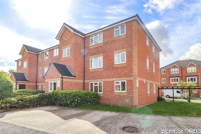 Danbury Crescent, South Ockendon, RM15 1 bed apartment for sale