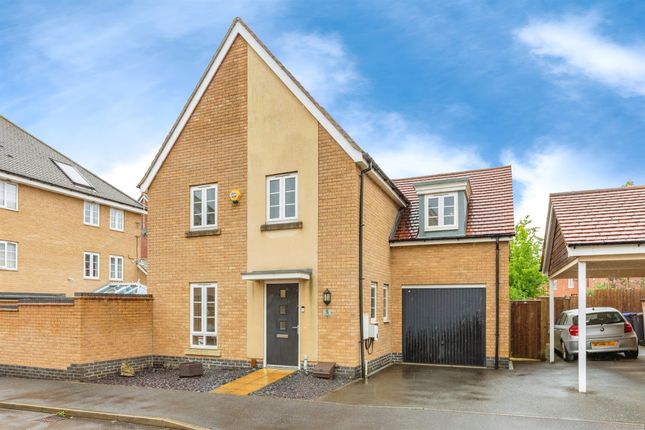 4 bed detached house