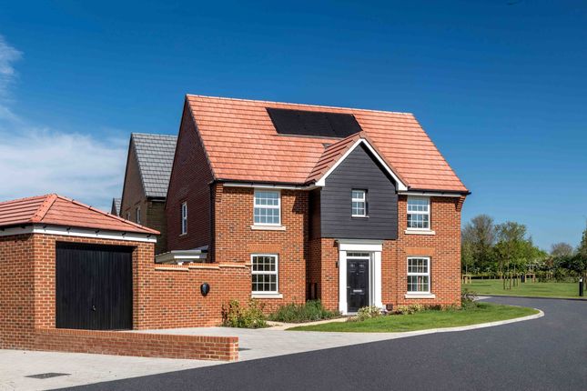 4 bed detached house