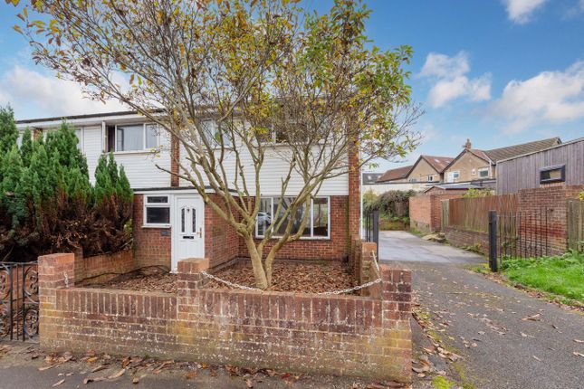 Switchback Road South, Maidenhead SL6 3 bed end of terrace house for sale