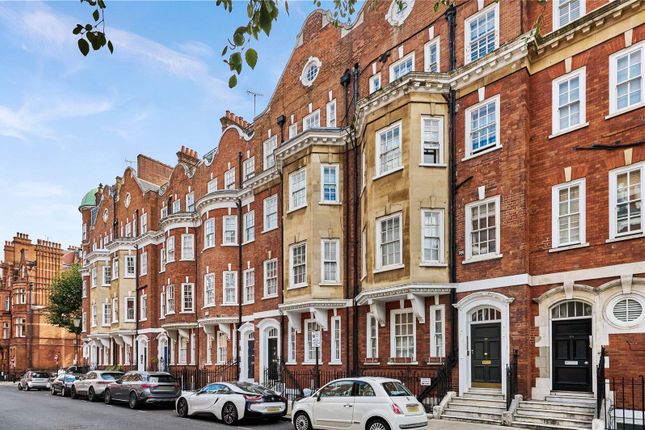 Draycott Place, Chelsea, London, SW3 2 bed apartment for sale