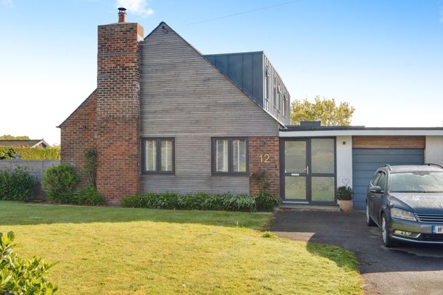 4 bed detached house