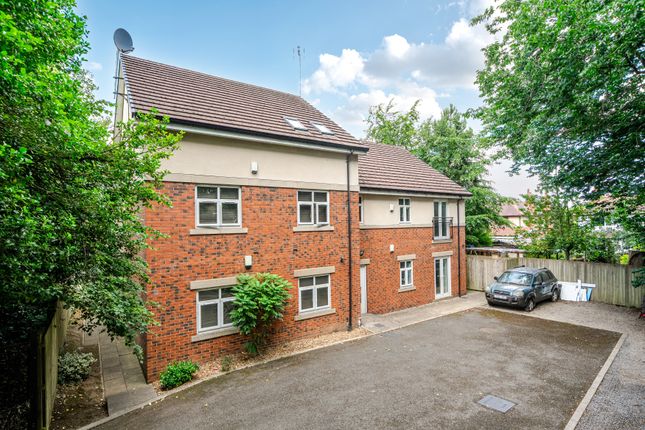 2 bed flat