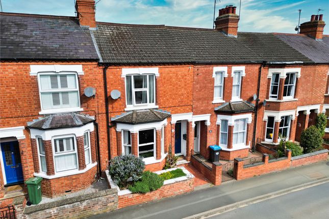 Western Road, Milton Keynes MK12 3 bed terraced house for sale