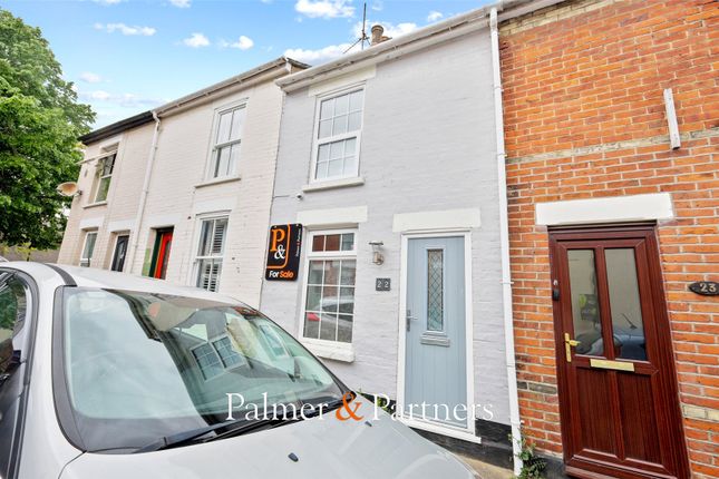 Cedars Road, Colchester, Essex, CO2 2 bed terraced house for sale