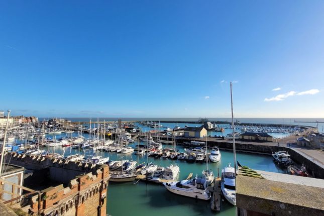 Millers Hill, Ramsgate CT11 2 bed flat for sale
