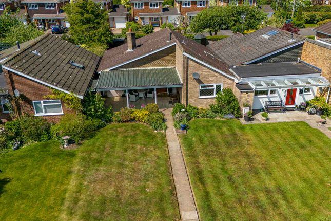 Darvills Meadow, High Wycombe HP15 2 bed semi