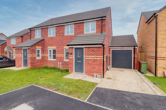 3 bedroom semi-detached house for sale