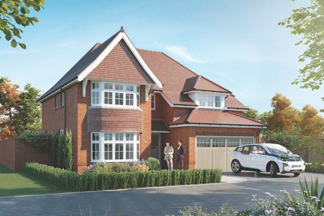 5 bed detached house
