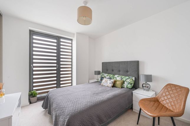 Edwin Street, E16, Royal Docks... 2 bed flat for sale