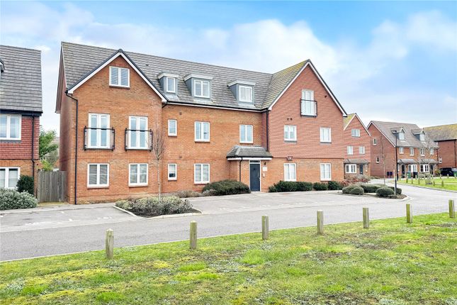 Acacia Crescent, Angmering, West Sussex 2 bed apartment for sale