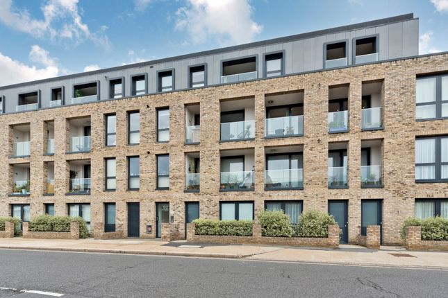 Brighton Road, Surbiton KT6 1 bed flat for sale