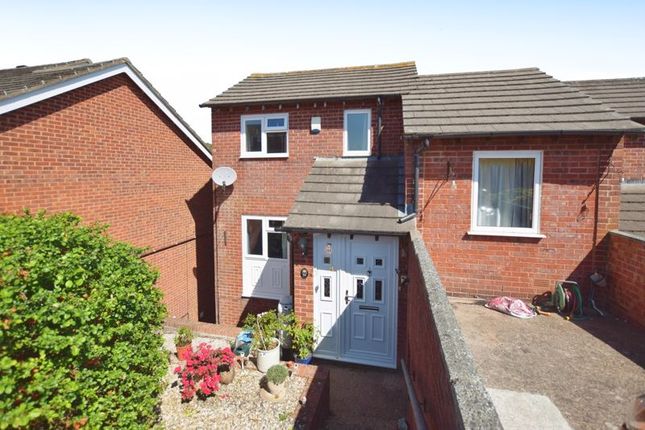 4 bedroom end of terrace house for sale