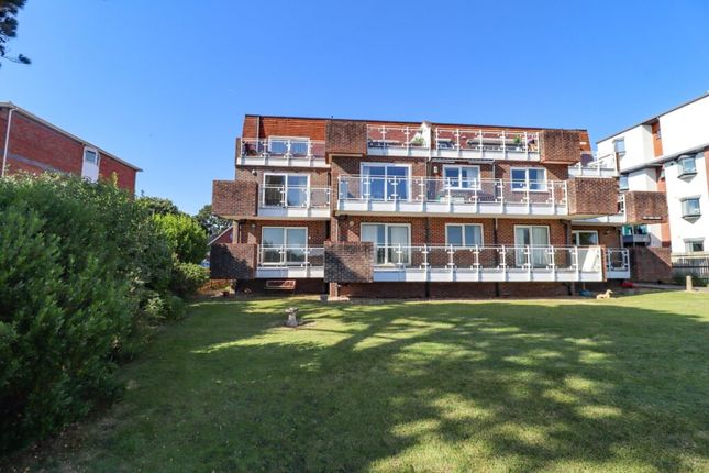 Seafront, Hayling Island 2 bed flat for sale