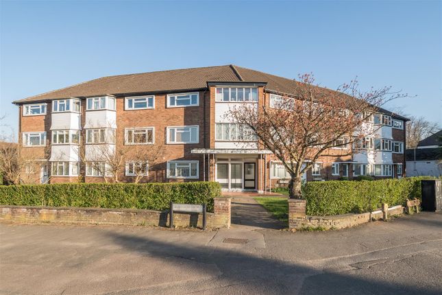 2 bedroom maisonette for sale
