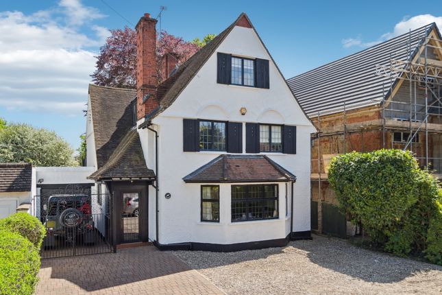 6 bed detached house