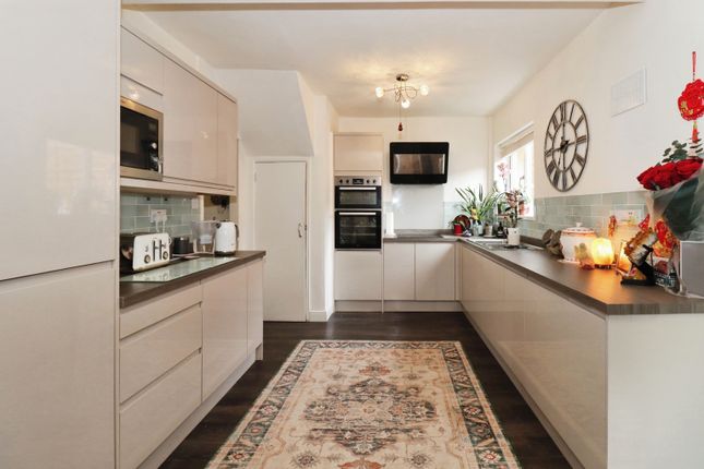 4 bedroom terraced house for sale