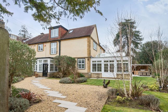 Rhinefield Road, Brockenhurst, SO42 5 bed semi