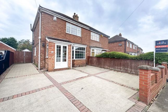 2 bedroom semi-detached house for sale