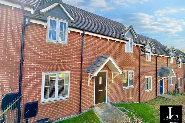 Park Lane, Telford TF7 2 bed terraced house for sale