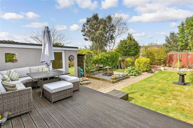 4 bed semi-detached house