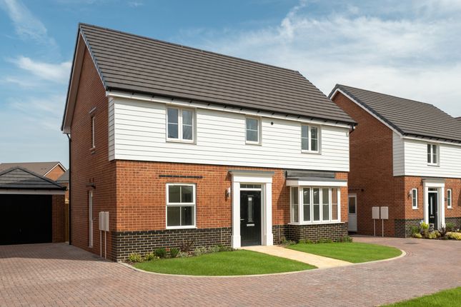 4 bed detached house