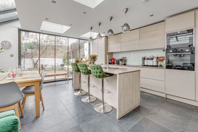 Musgrave Crescent, Eel Brook Common... 5 bed terraced house for sale