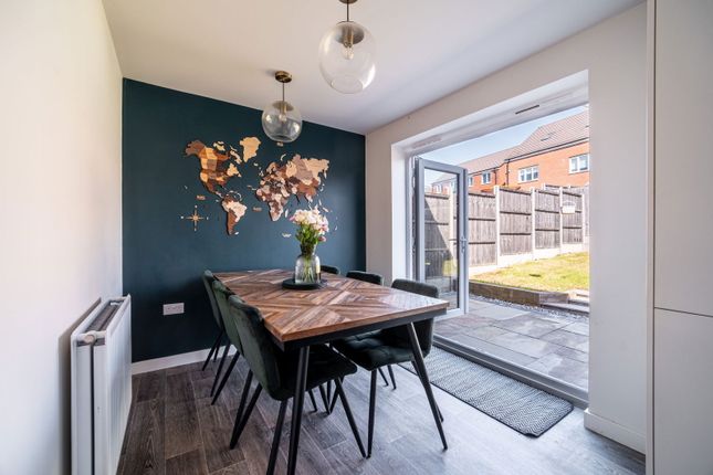 Songthrush Way, Norton Canes WS11 3 bed semi