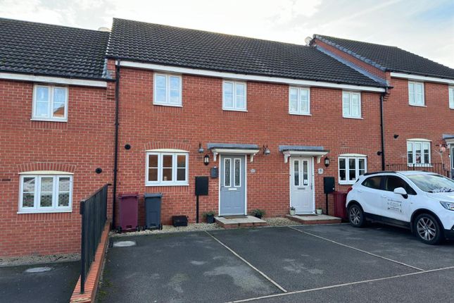 Brackenfield Close, Grassmoor... 3 bed terraced house for sale